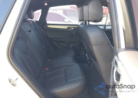 2015 Porsche Macan S z USA, uszkodzony, nr VIN WP1AB2A54FLB55368